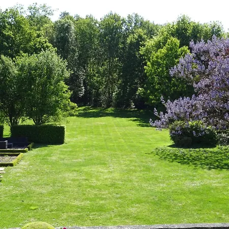 Chambres D'hotes De Cilia Bed & Breakfast 3*